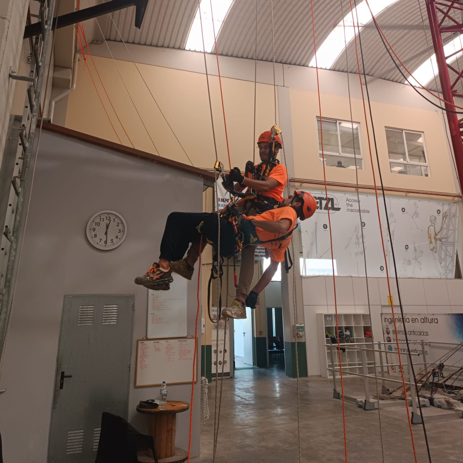 Diferencias entre Trabajos Verticales y Trabajos en Altura